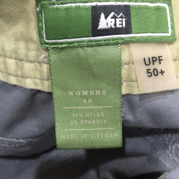 REI Taereen Straight Leg Cargo Pants Size 10 Gray Nylon Spandex Blend UPF 50+ - Picture 9 of 9